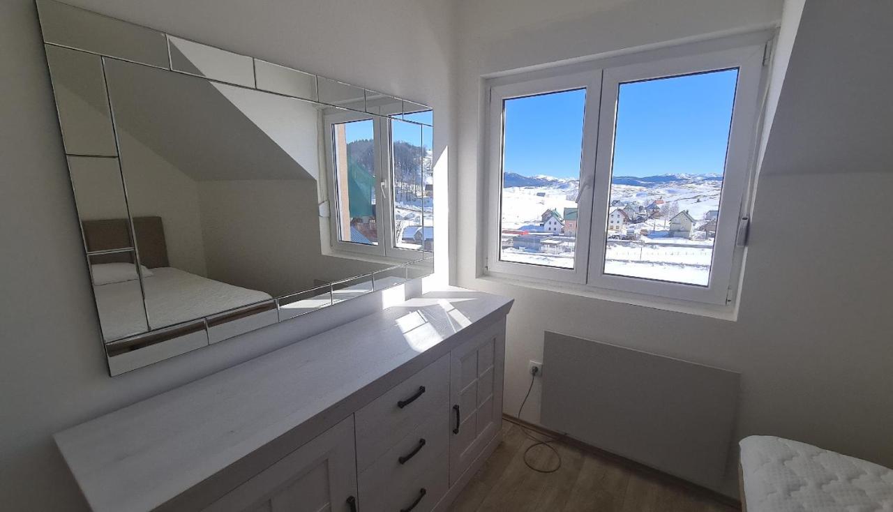 Apartment Mihaela Zabljak  Bagian luar foto