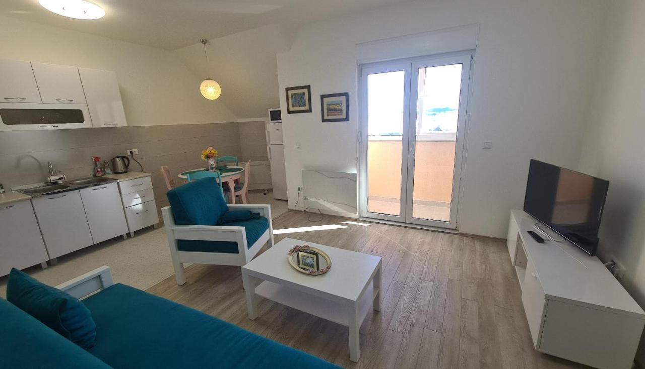 Apartment Mihaela Zabljak  Bagian luar foto